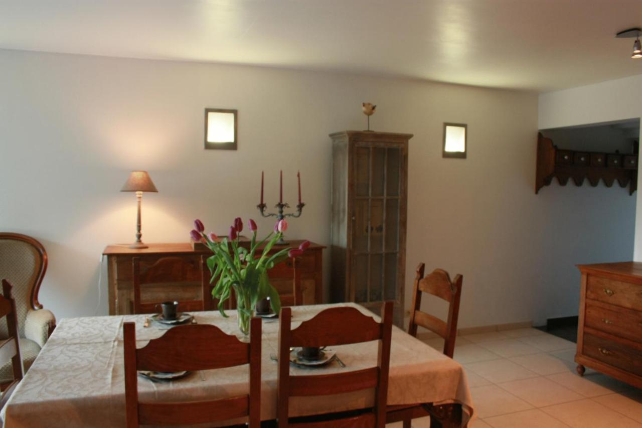 B&B Chession Falaën Esterno foto
